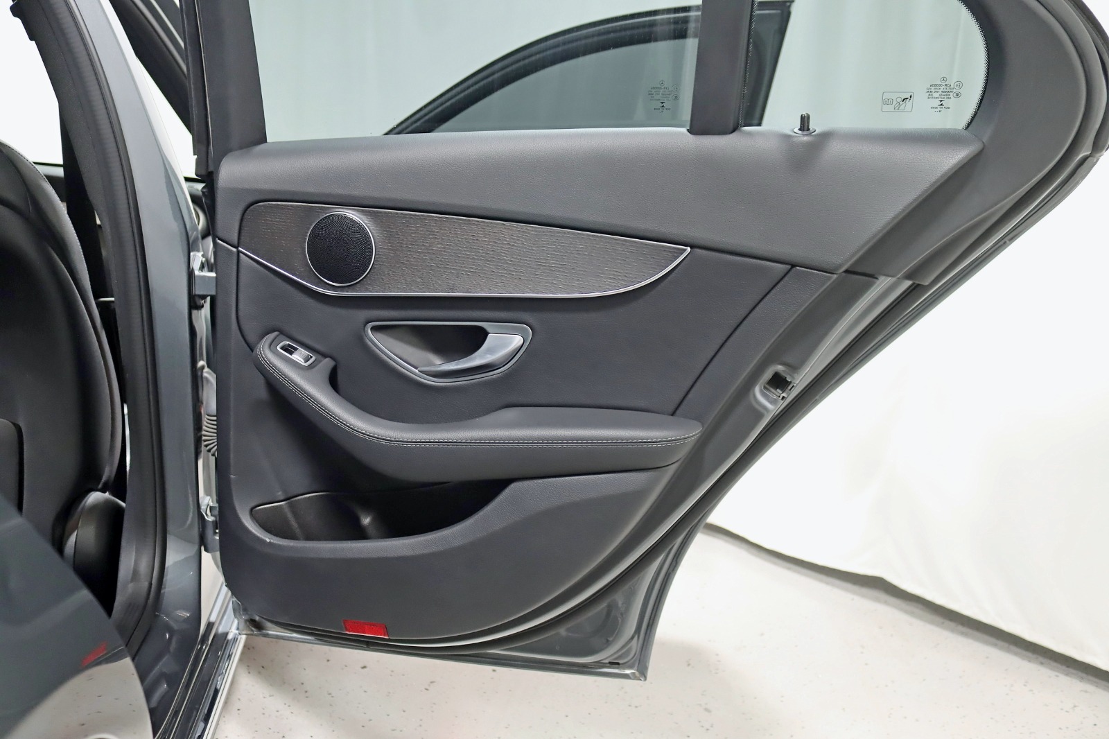 2019 MERCEDES-BENZ C-CLASS - Image 37