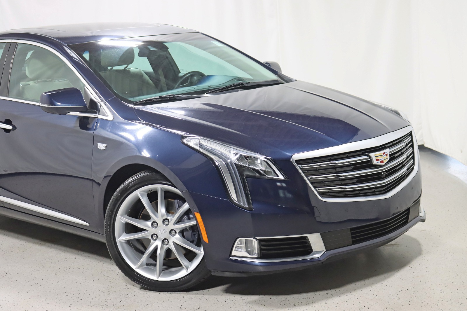2018 CADILLAC XTS - Image 3