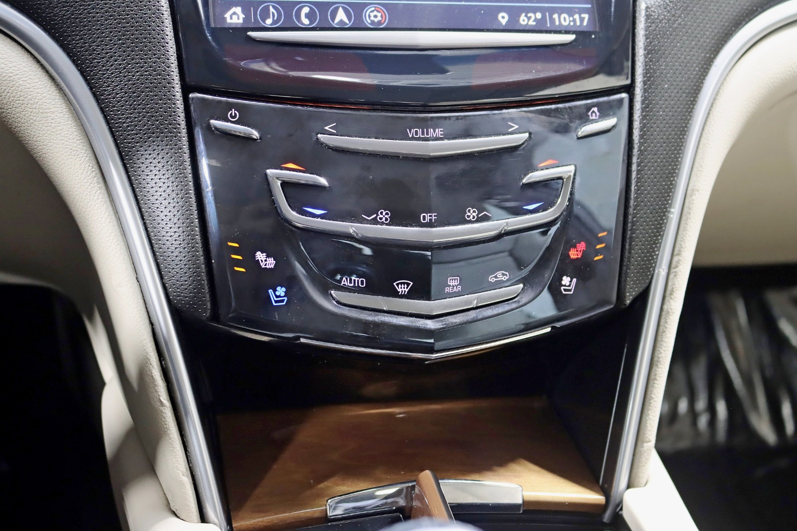 2018 CADILLAC XTS - Image 24