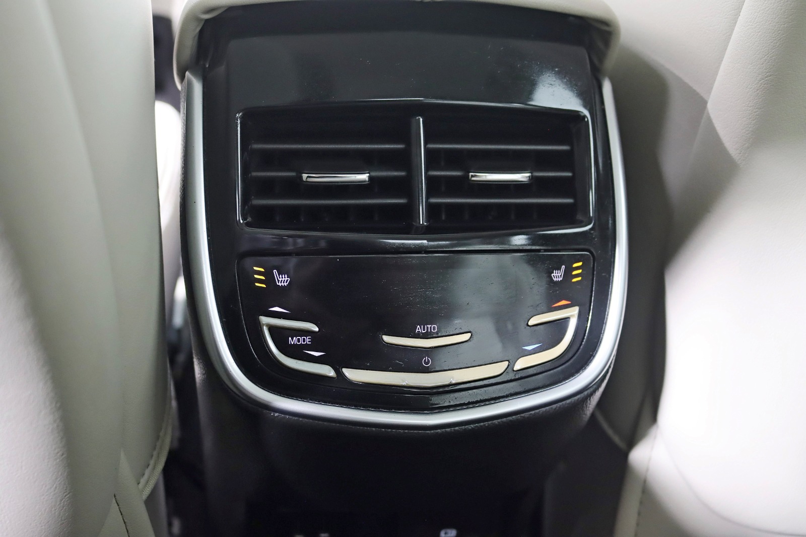 2018 CADILLAC XTS - Image 26