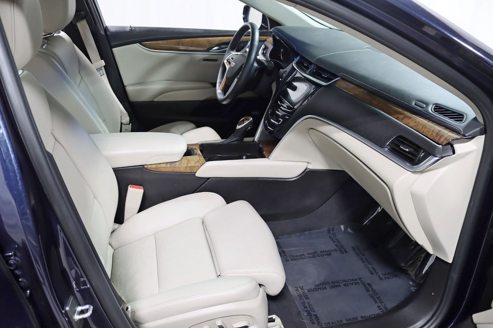 2018 CADILLAC XTS - Image 32