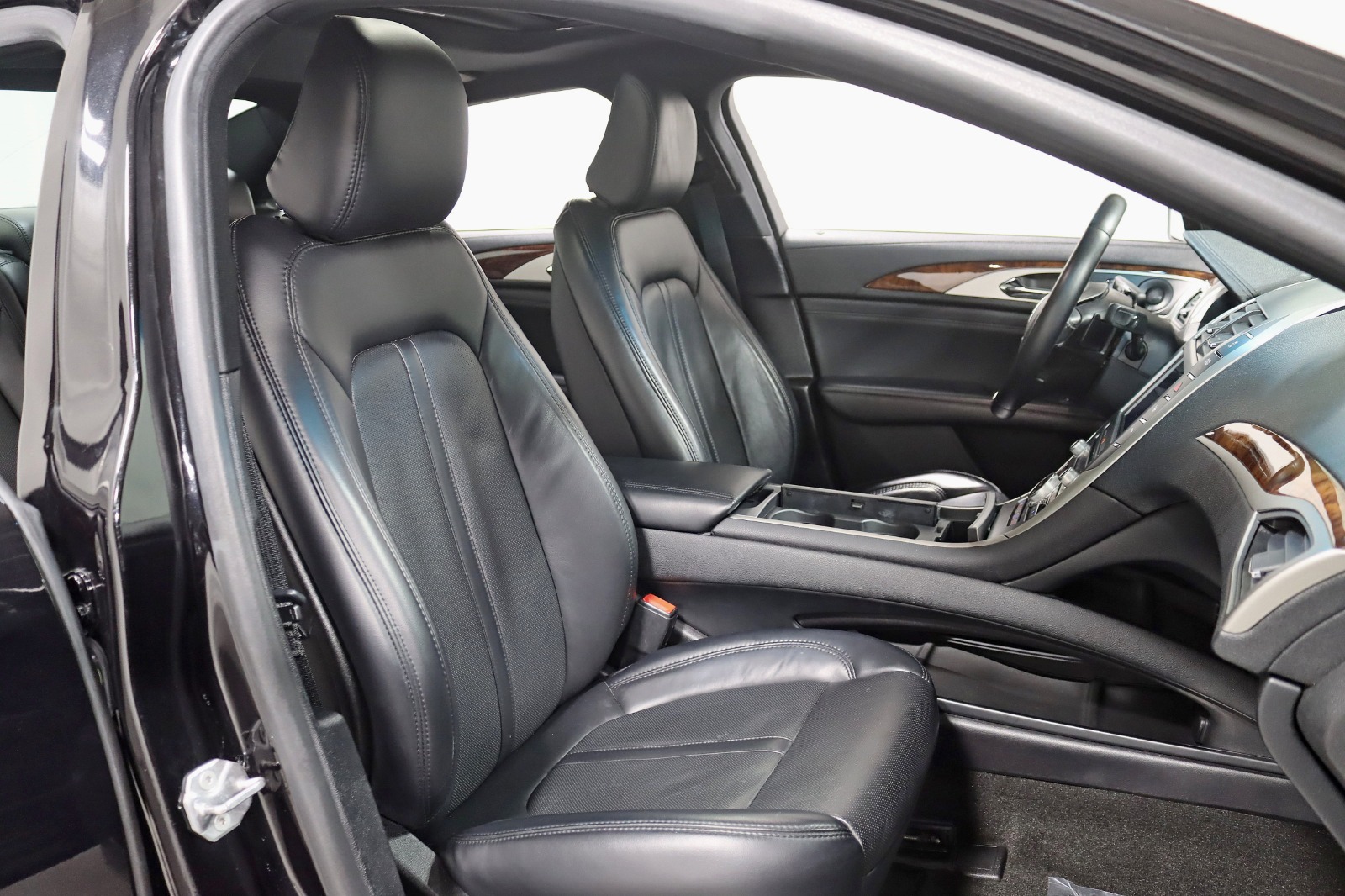 2020 LINCOLN MKZ - Image 27