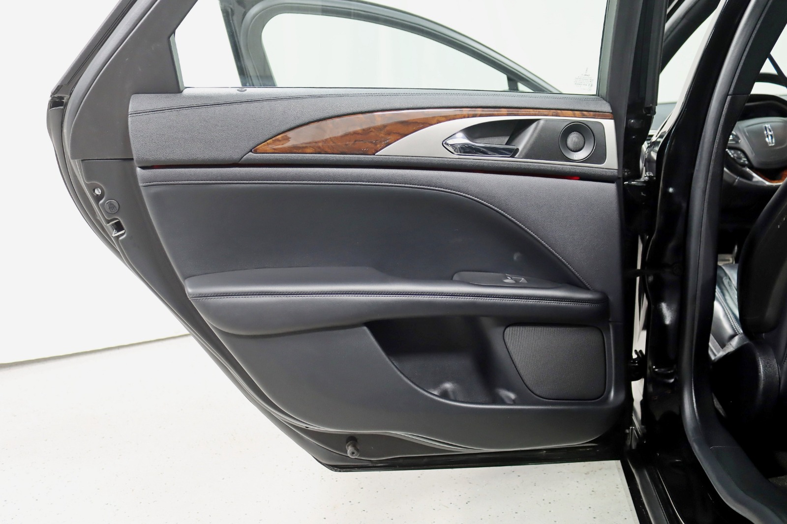 2020 LINCOLN MKZ - Image 34