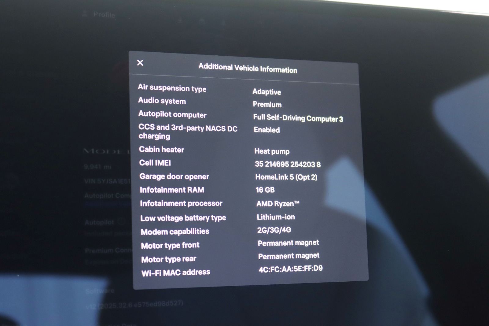 2022 TESLA MODEL S - Image 26