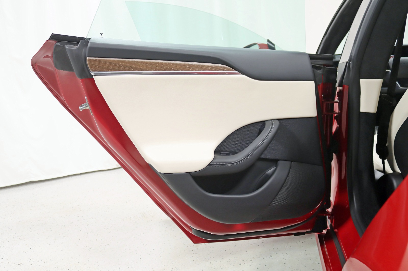 2022 TESLA MODEL S - Image 36