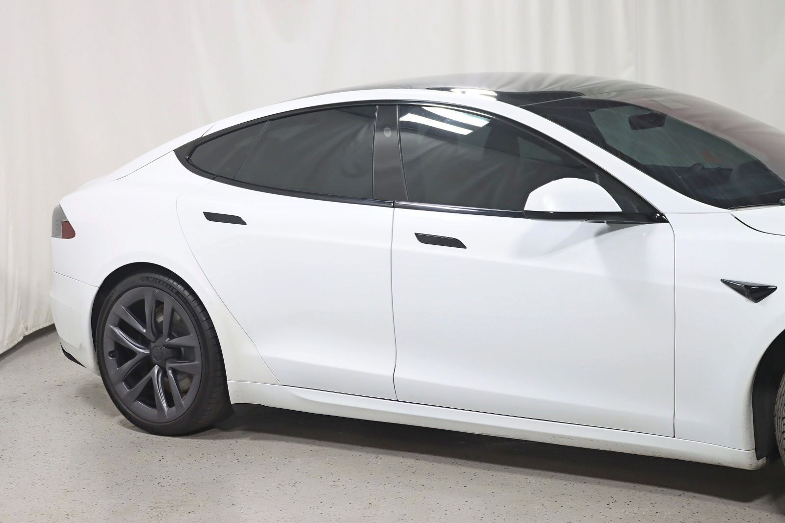 2021 TESLA MODEL S - Image 4