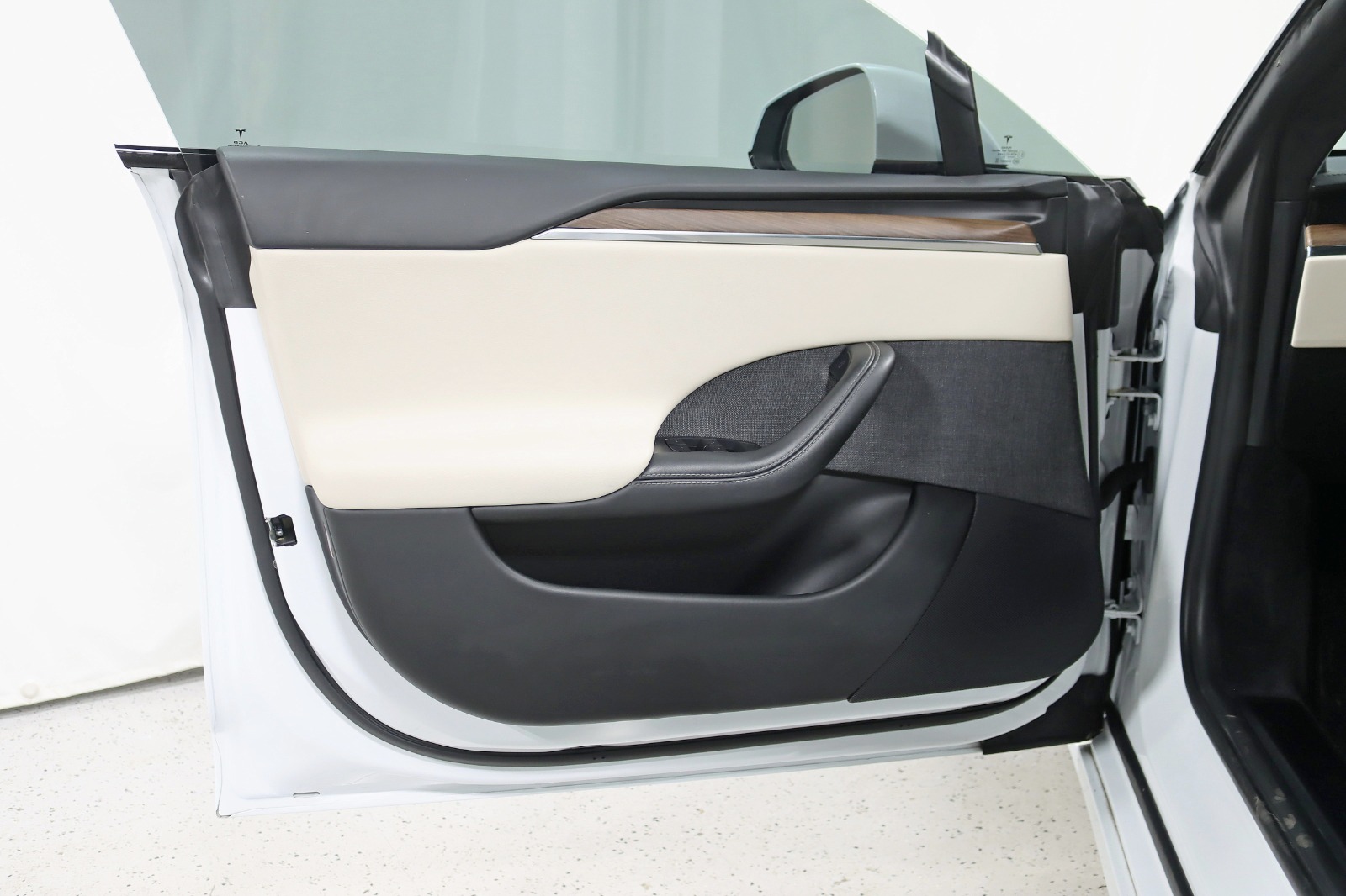 2021 TESLA MODEL S - Image 36