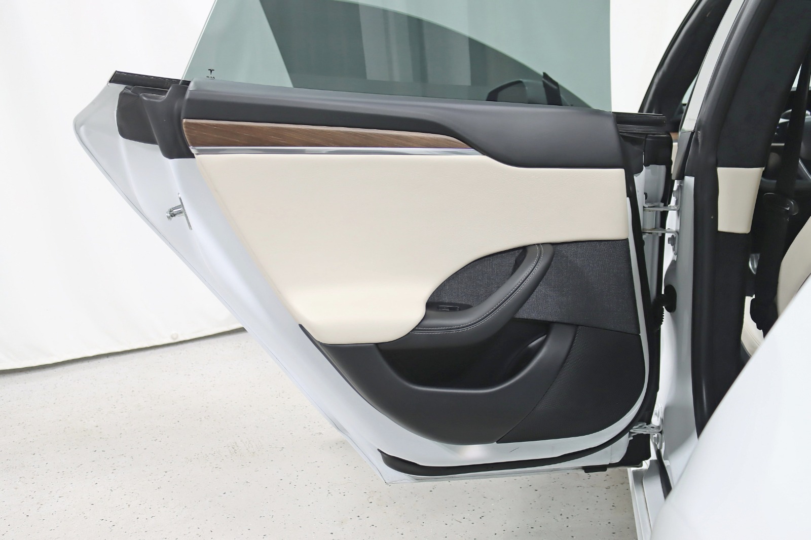 2021 TESLA MODEL S - Image 38