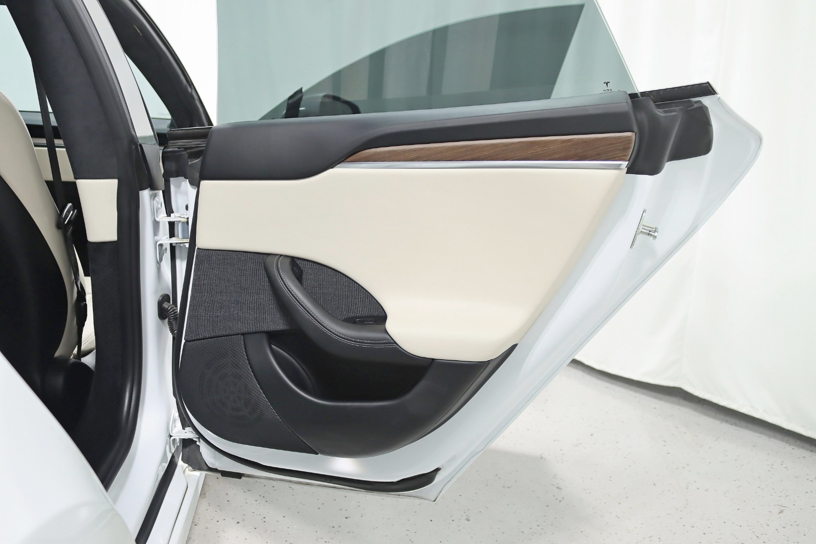 2021 TESLA MODEL S - Image 39