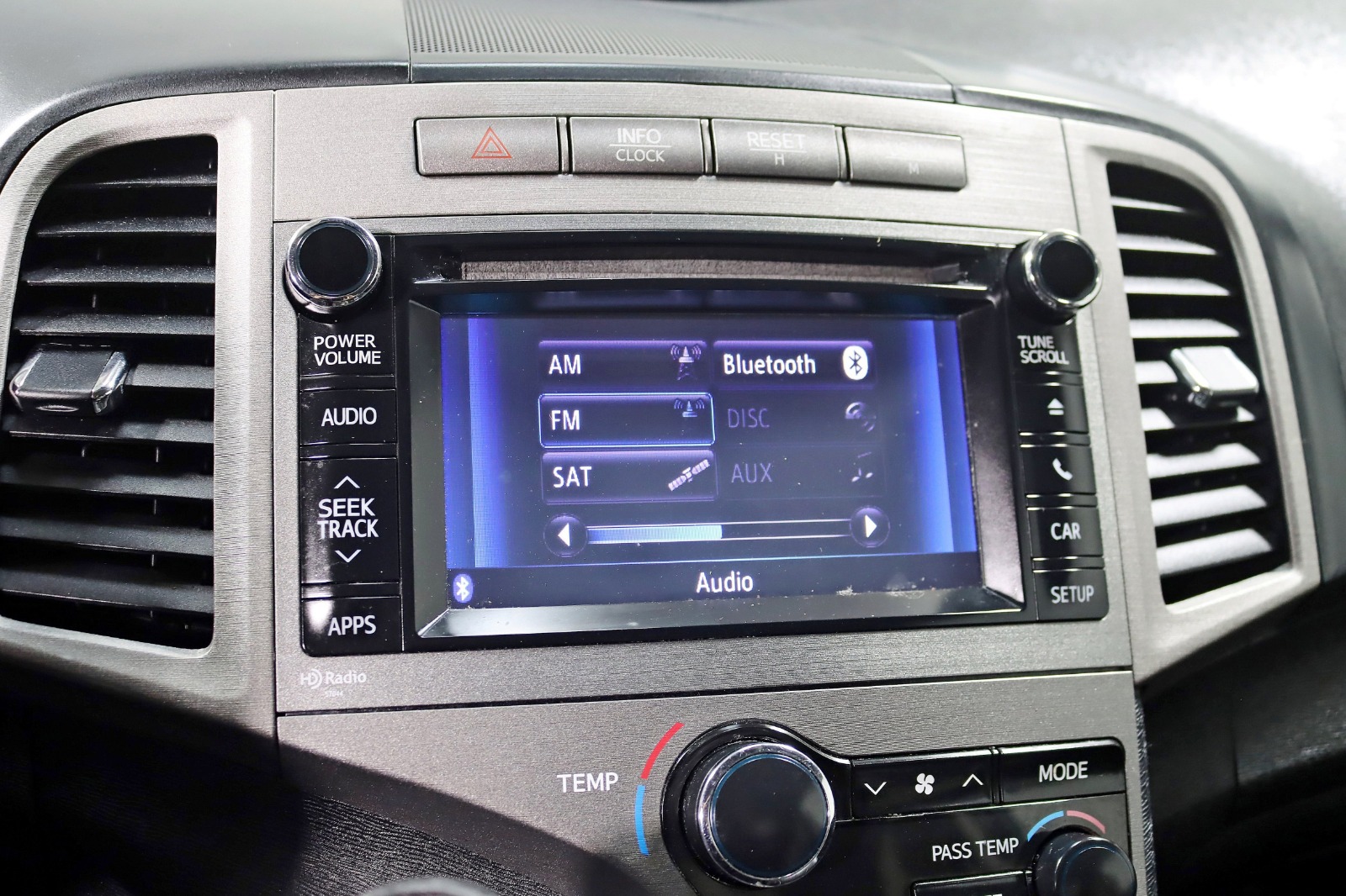 2013 TOYOTA VENZA - Image 20