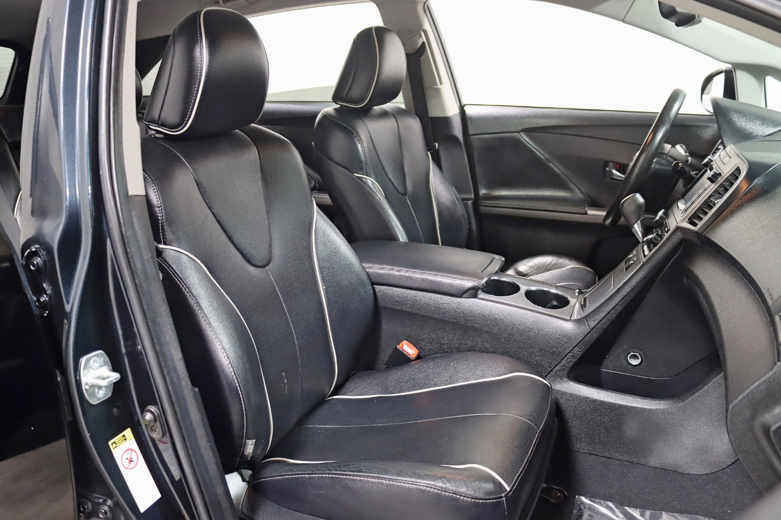 2013 TOYOTA VENZA - Image 24