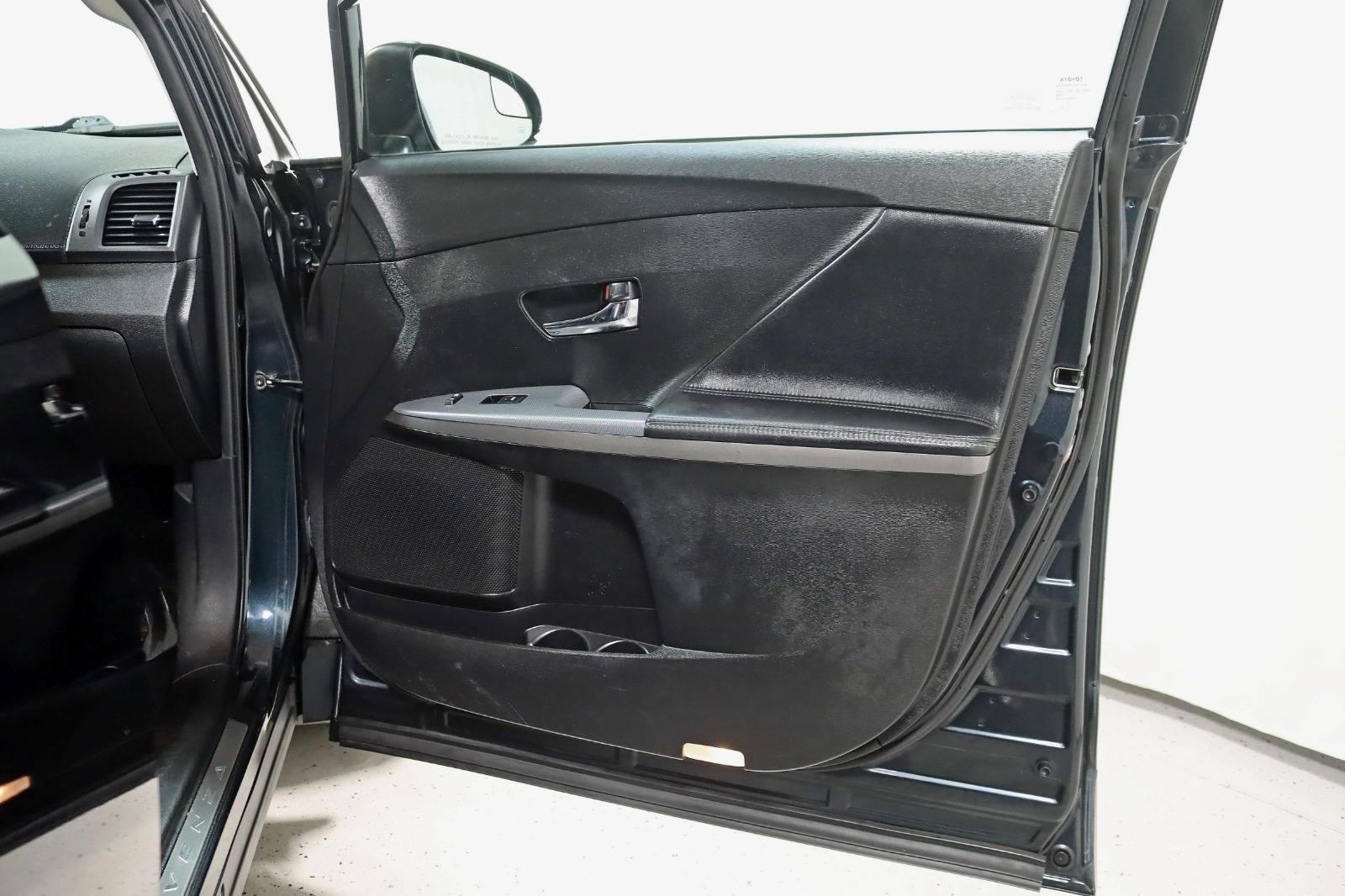 2013 TOYOTA VENZA - Image 30