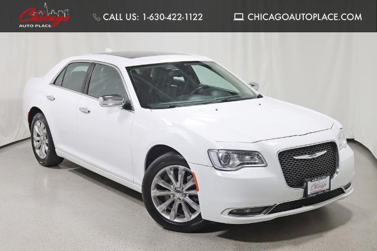 2020 Chrysler 300 Limited's photo