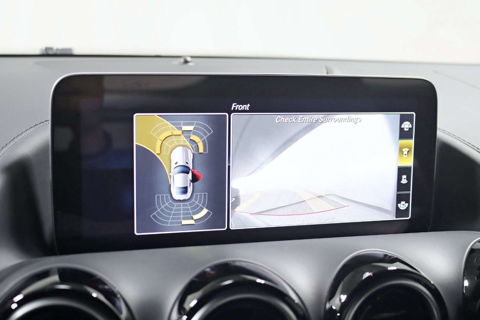 2021 MERCEDES-BENZ AMG GT - Image 22