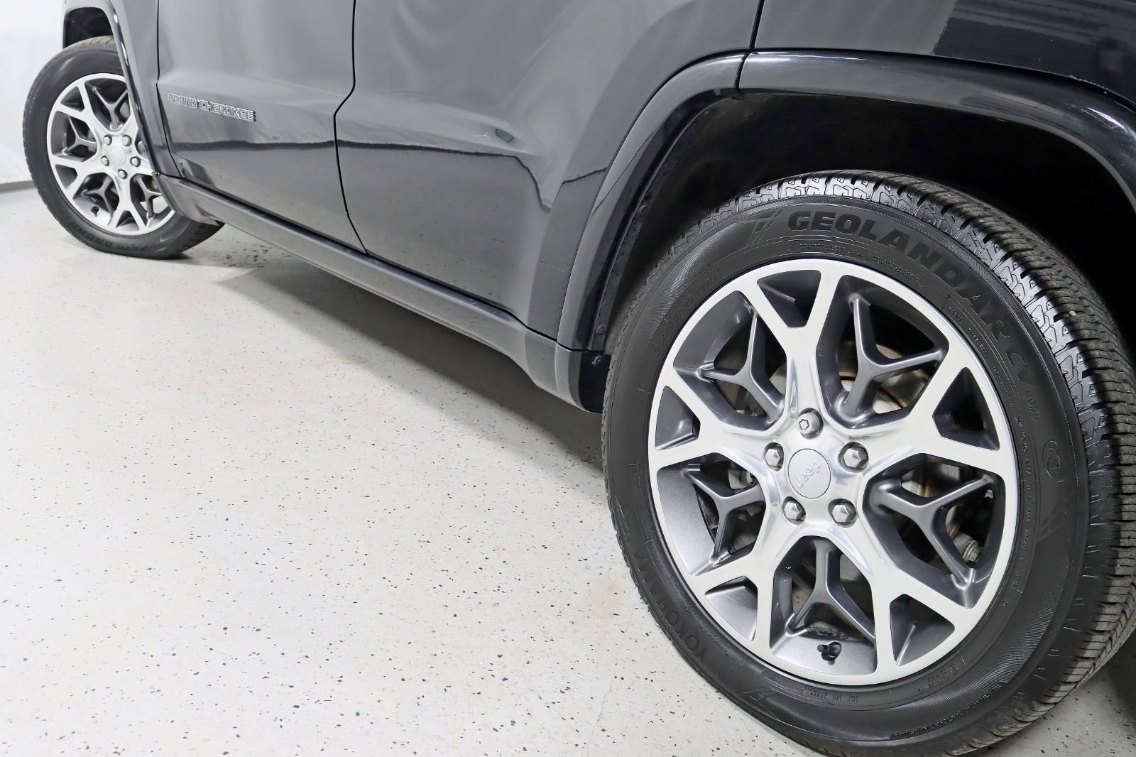 2021 JEEP GRAND CHEROKEE - Image 13