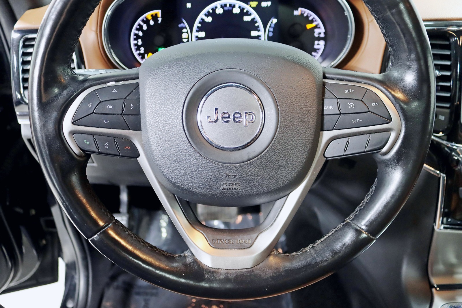 2021 JEEP GRAND CHEROKEE - Image 16