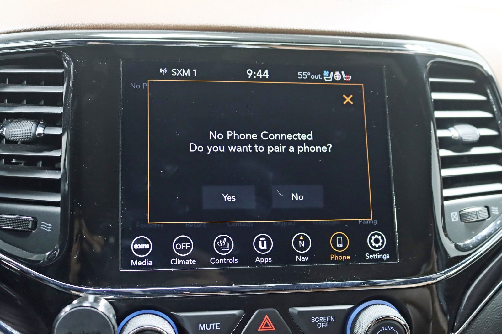 2021 JEEP GRAND CHEROKEE - Image 22