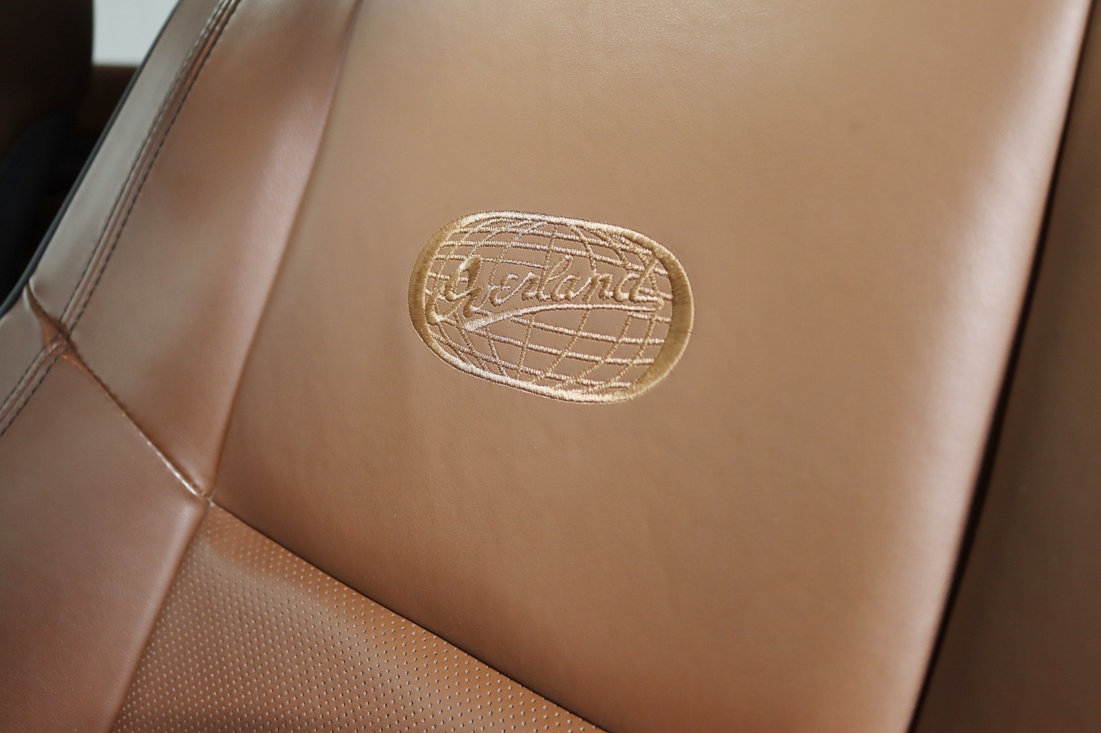 2021 JEEP GRAND CHEROKEE - Image 28