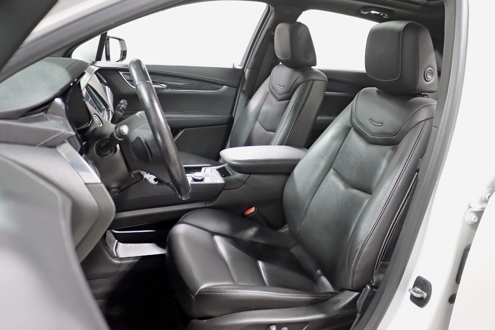 2021 CADILLAC XT5 - Image 25