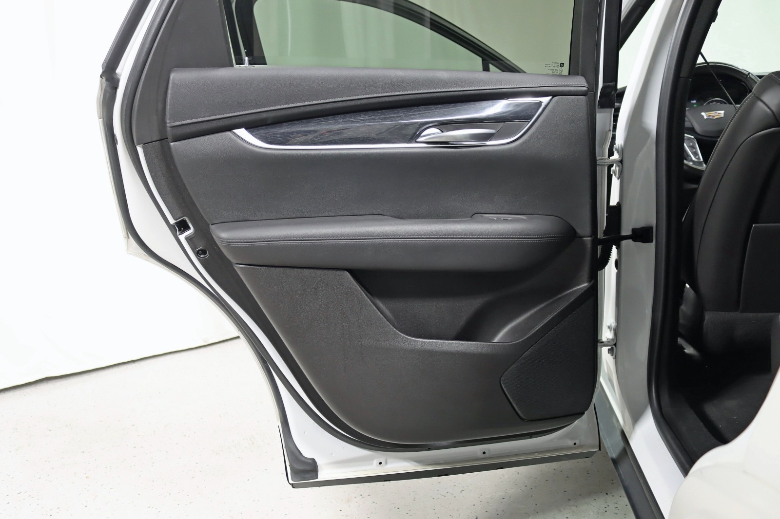 2021 CADILLAC XT5 - Image 34