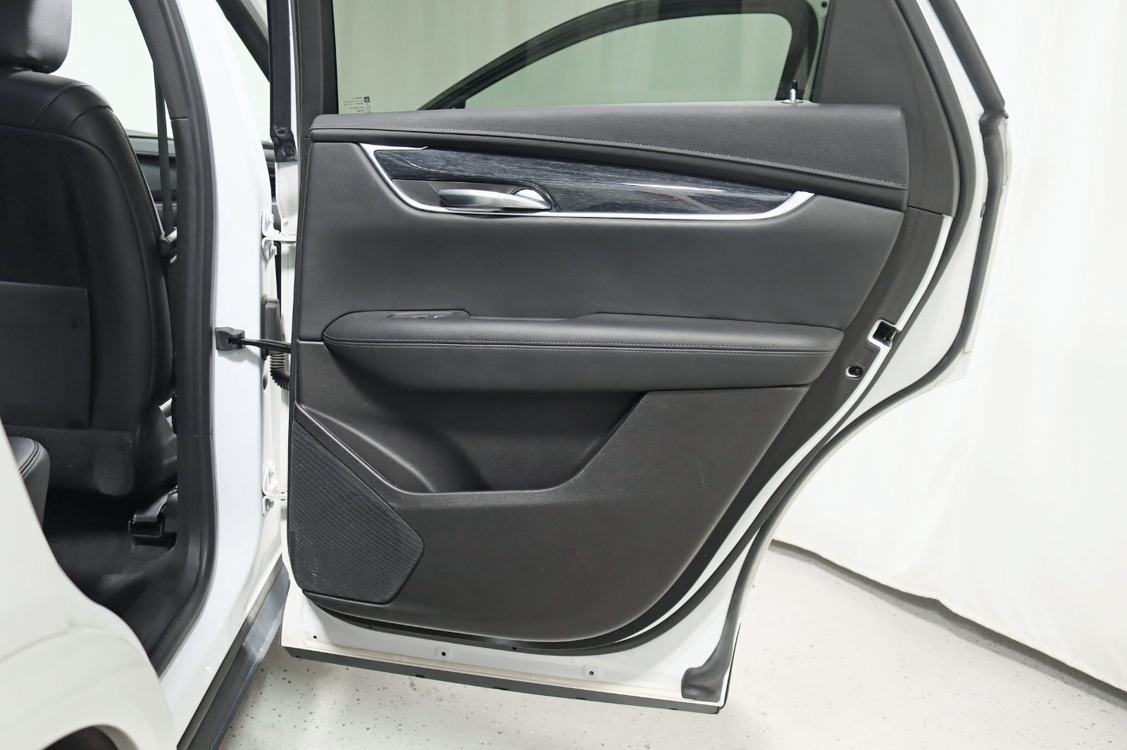 2021 CADILLAC XT5 - Image 35