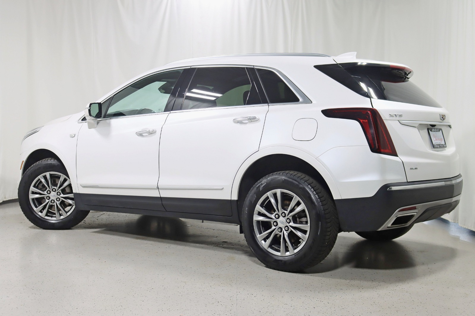 2021 CADILLAC XT5 - Image 10