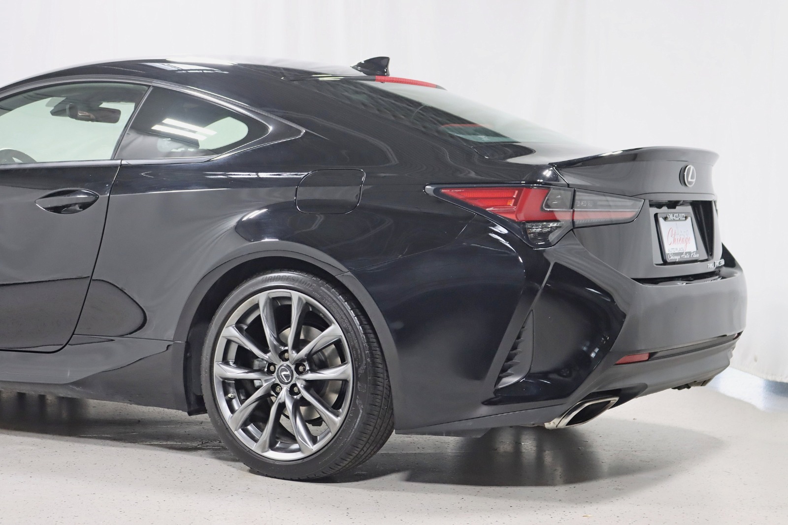 2022 LEXUS RC - Image 11