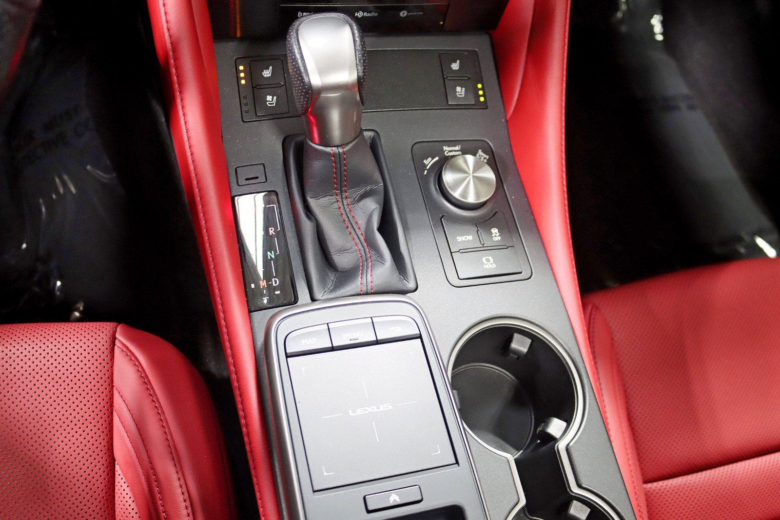 2022 LEXUS RC - Image 27