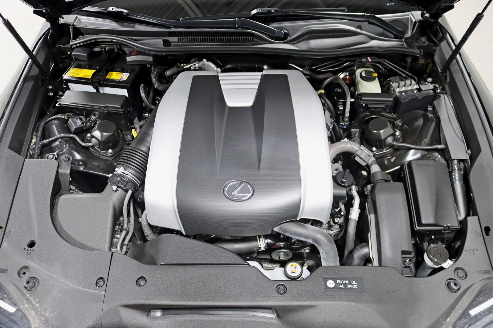 2022 LEXUS RC - Image 36