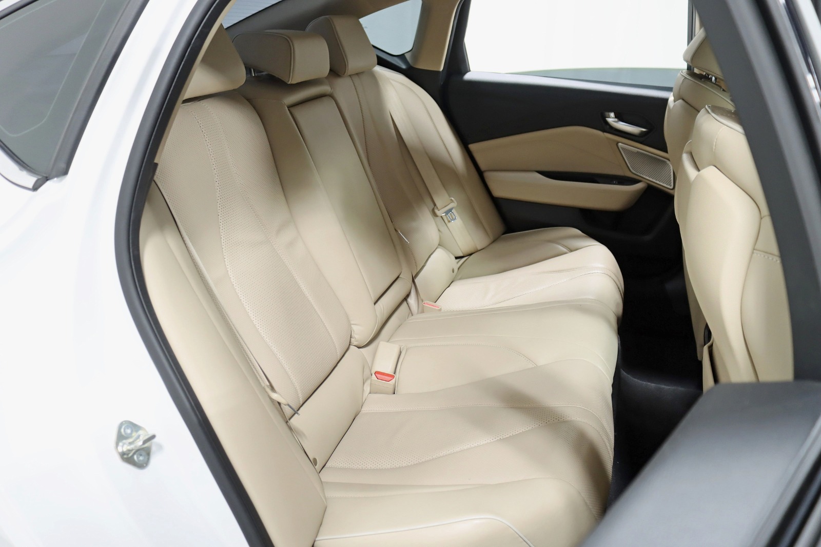 2021 ACURA TLX - Image 30