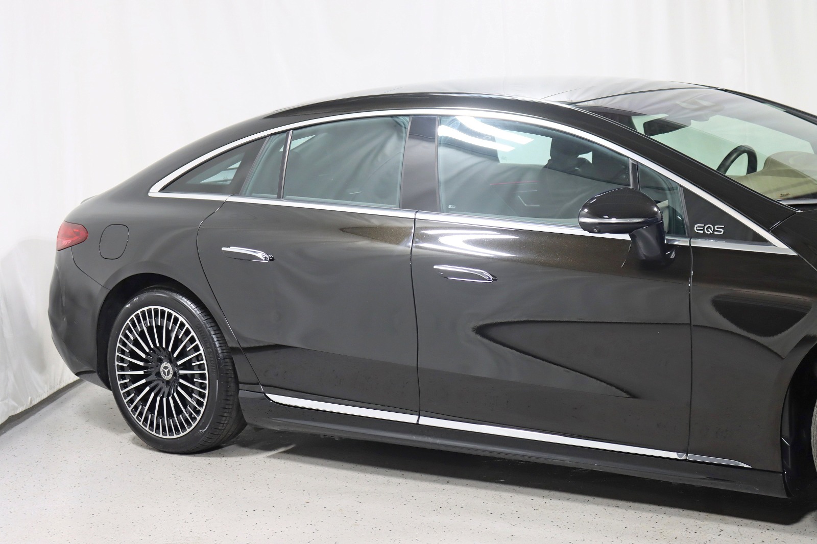 2023 MERCEDES-BENZ EQS-CLASS SEDAN - Image 4