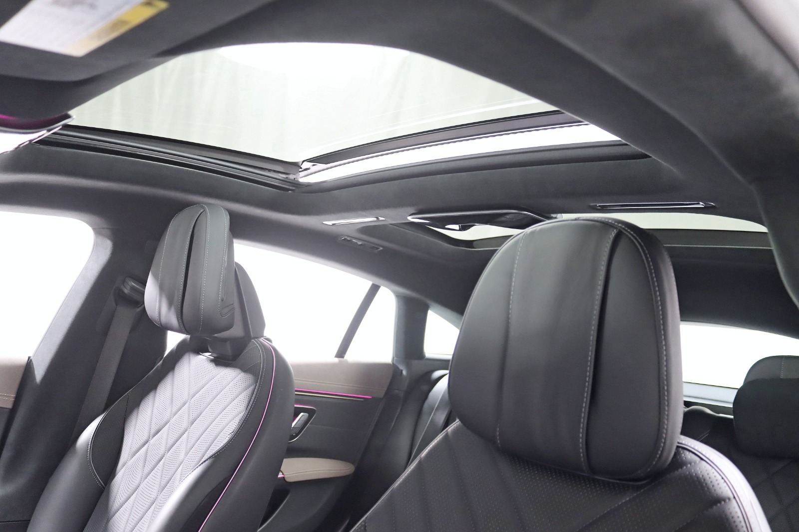 2023 MERCEDES-BENZ EQS-CLASS SEDAN - Image 39