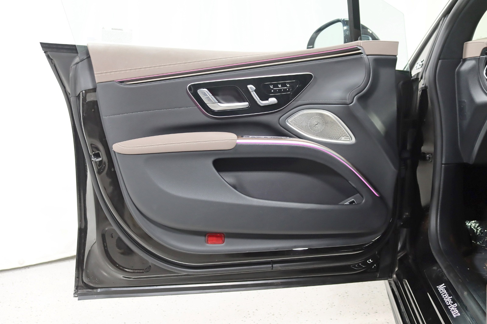 2023 MERCEDES-BENZ EQS-CLASS SEDAN - Image 41