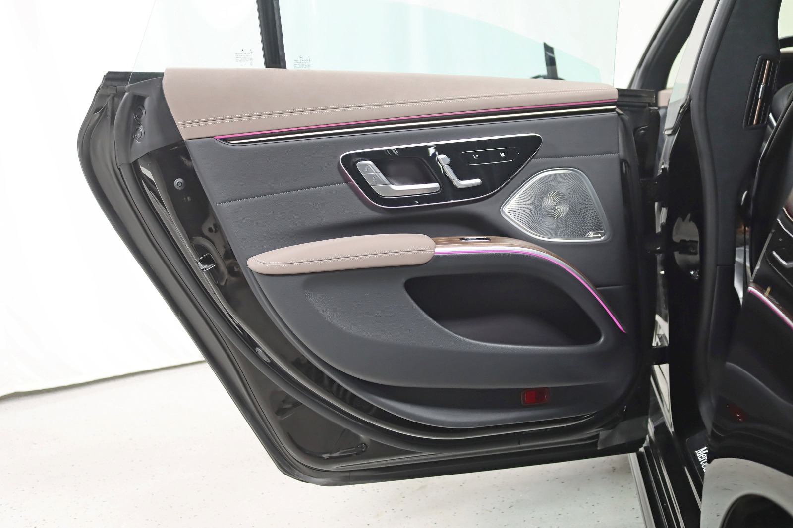 2023 MERCEDES-BENZ EQS-CLASS SEDAN - Image 44