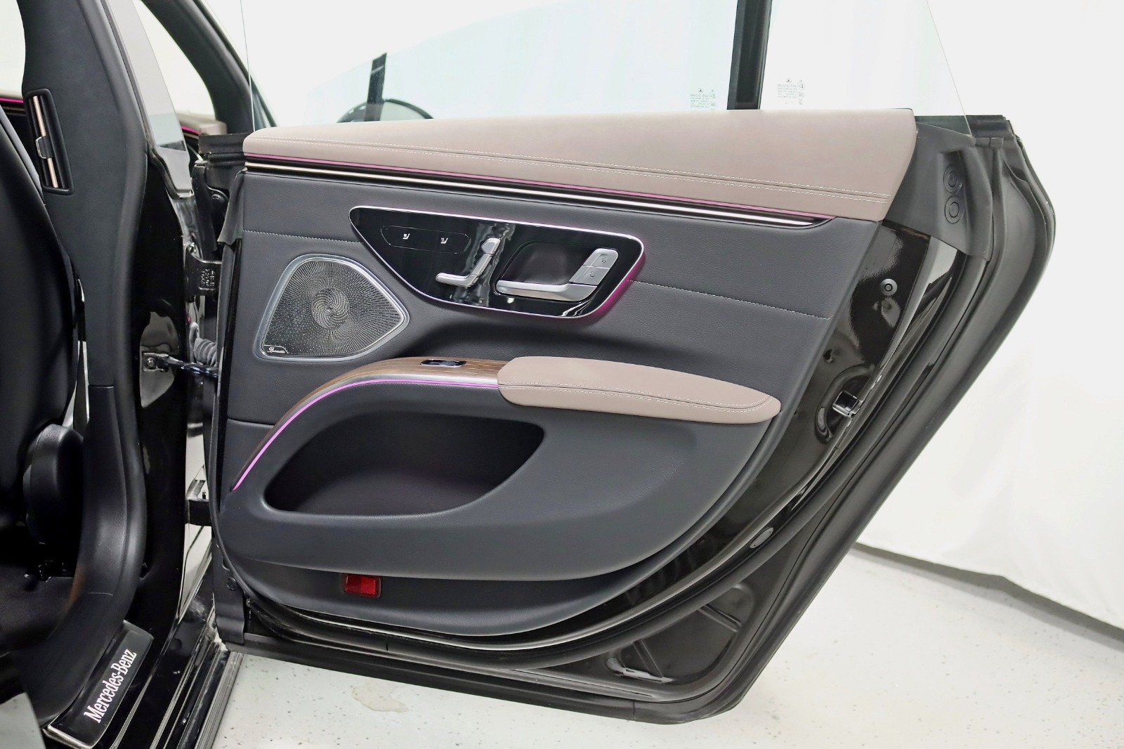 2023 MERCEDES-BENZ EQS-CLASS SEDAN - Image 46