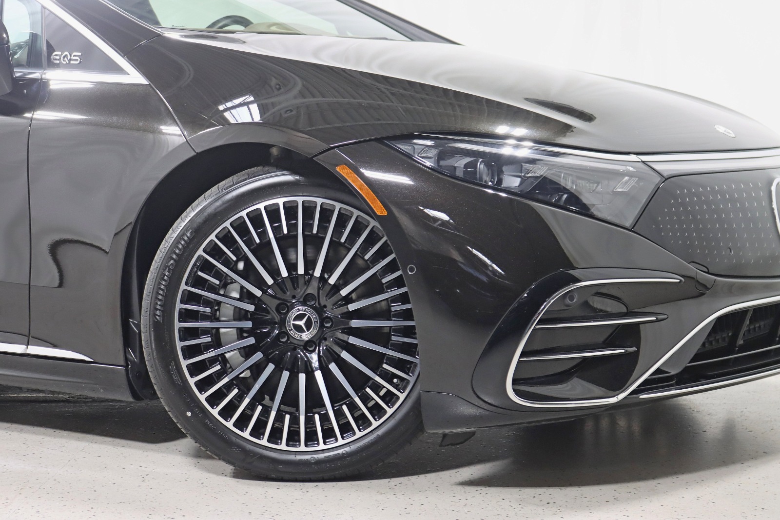 2023 MERCEDES-BENZ EQS-CLASS SEDAN - Image 6