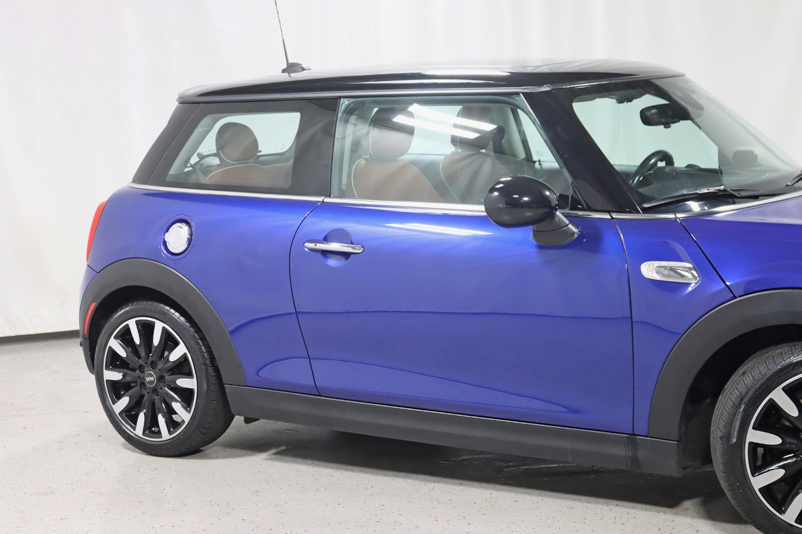2019 MINI HARDTOP - Image 4