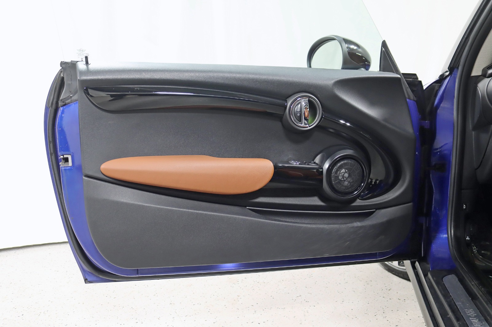 2019 MINI HARDTOP - Image 32