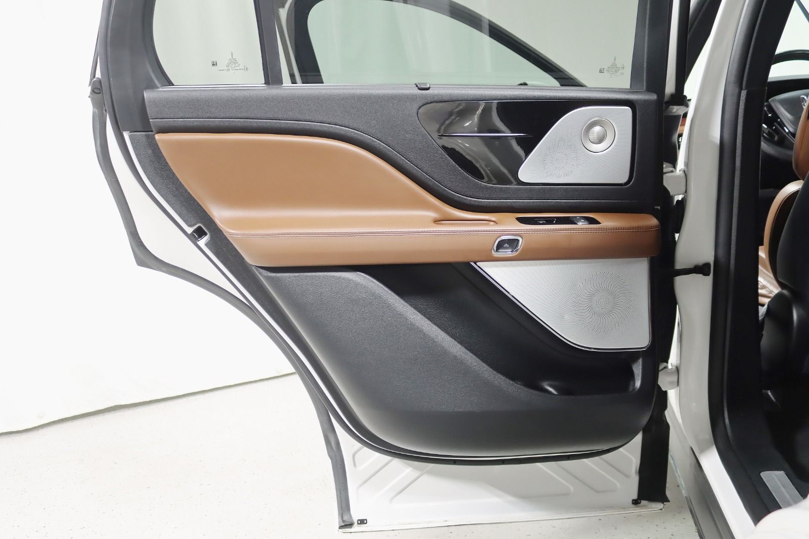 2021 LINCOLN AVIATOR - Image 37