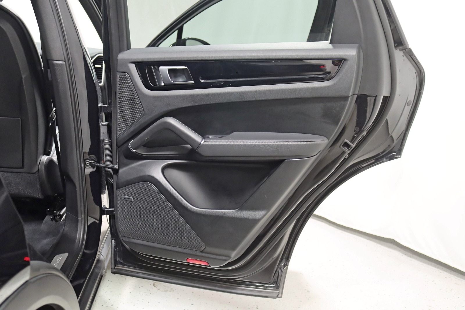 2020 PORSCHE CAYENNE - Image 36