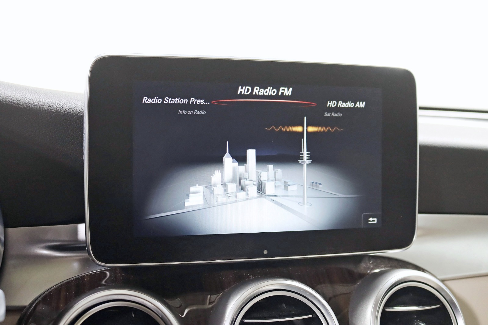 2018 MERCEDES-BENZ GLC-CLASS - Image 28