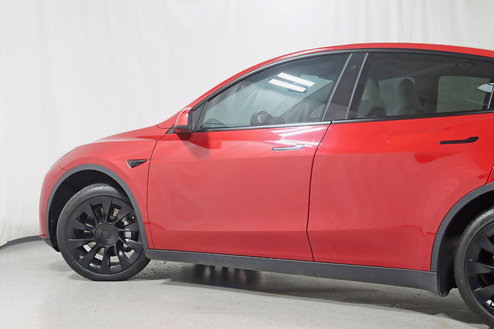 2023 TESLA MODEL Y - Image 12