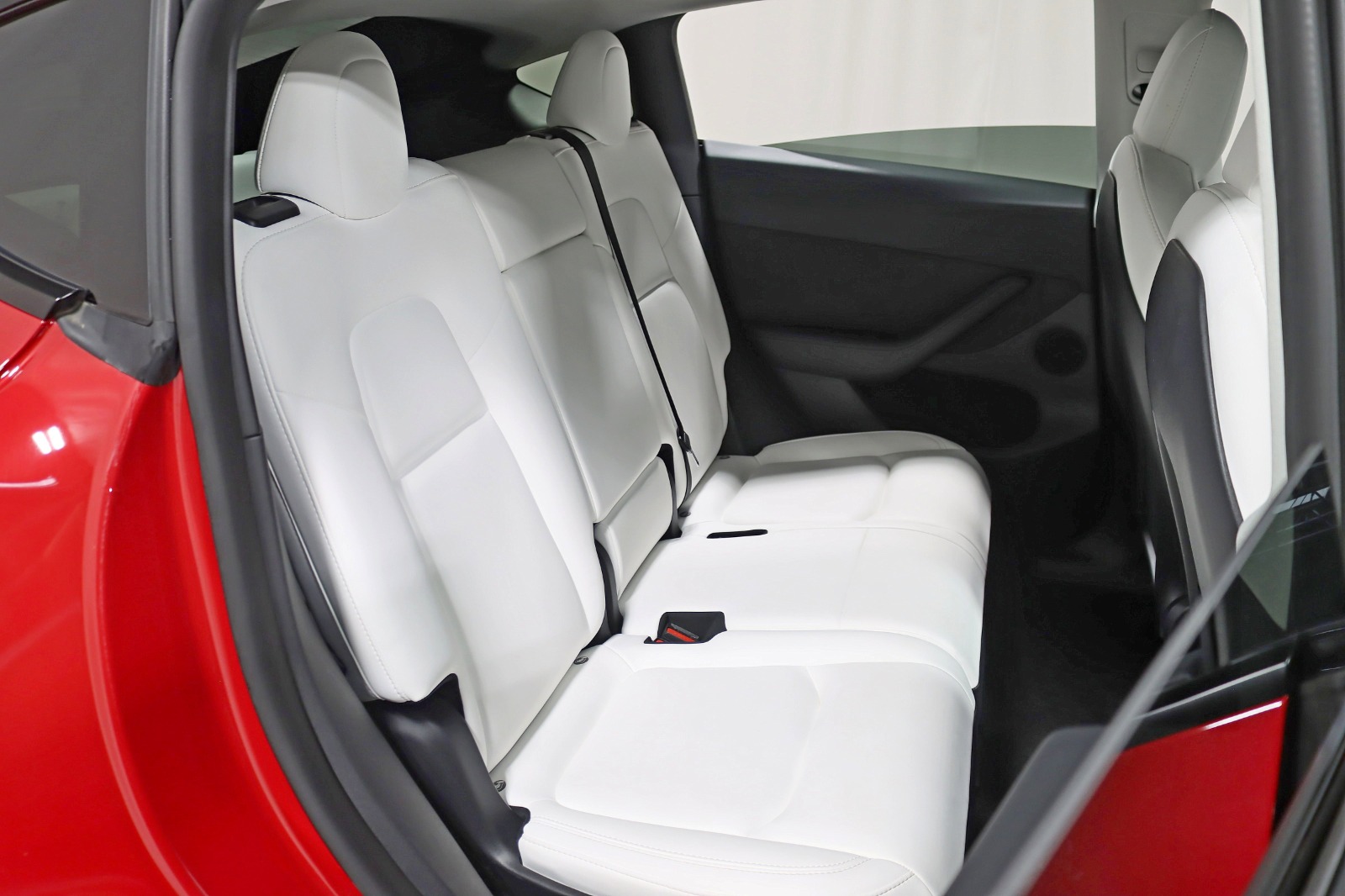 2023 TESLA MODEL Y - Image 31