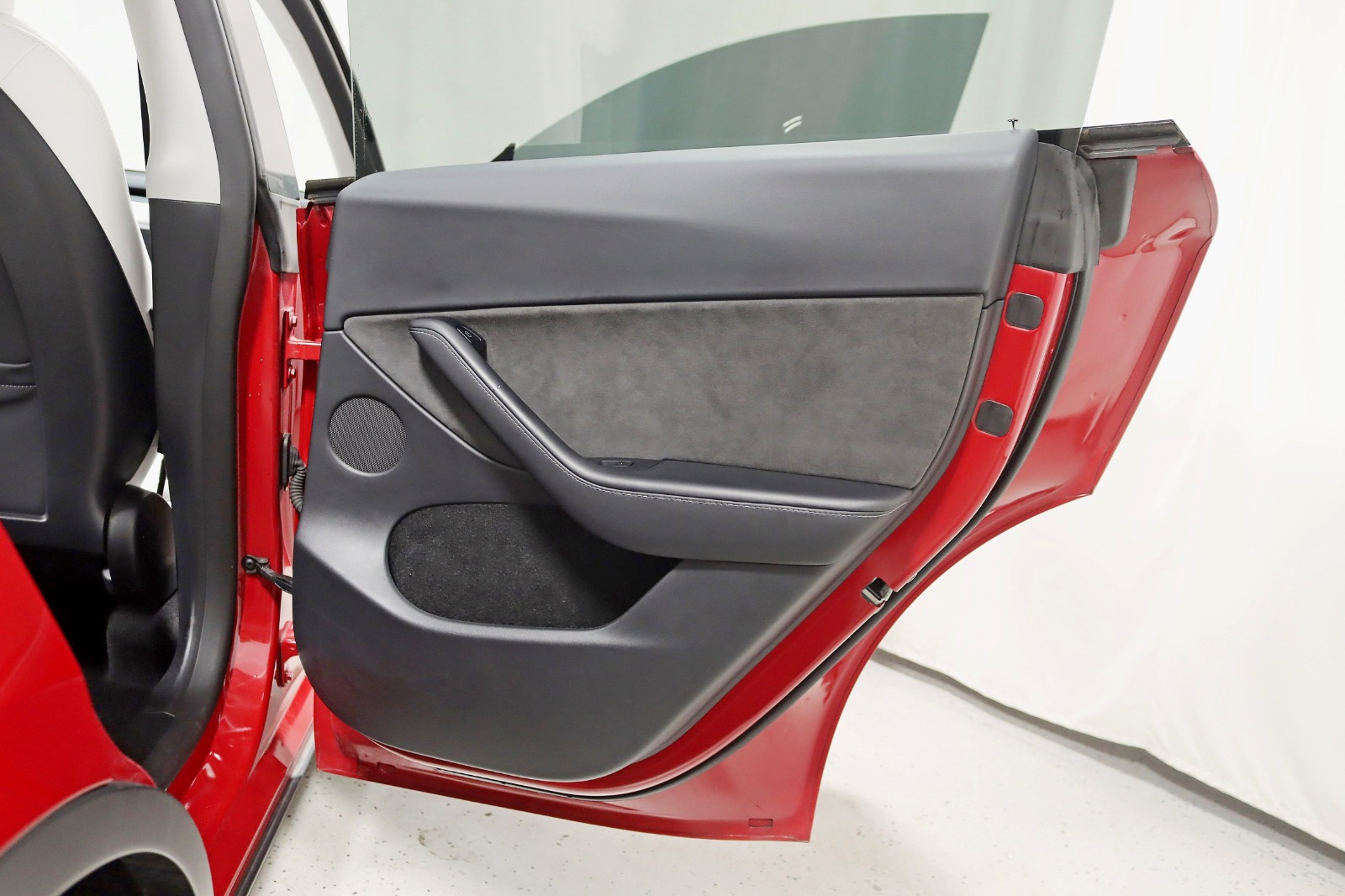 2023 TESLA MODEL Y - Image 38