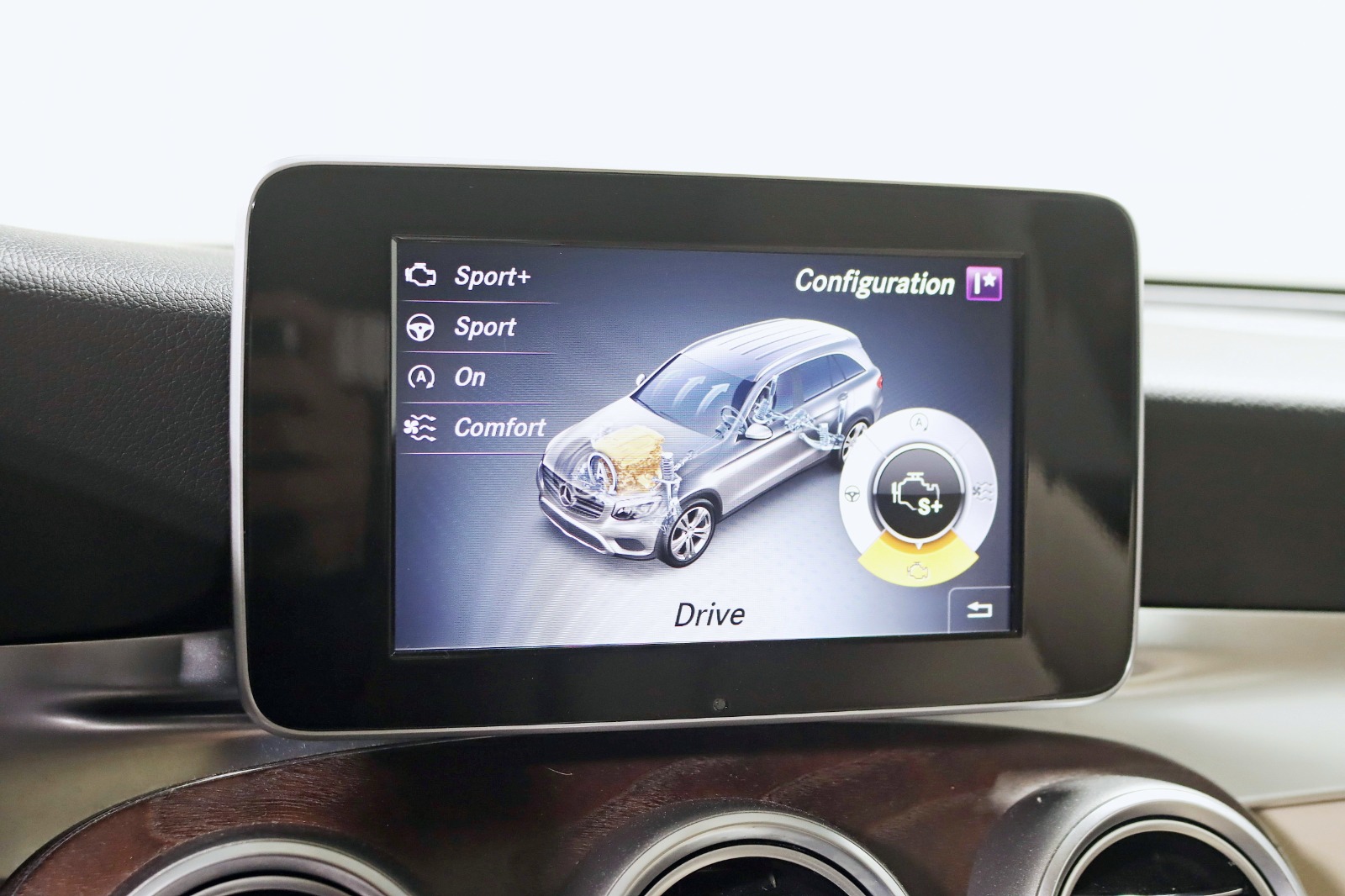 2019 MERCEDES-BENZ GLC-CLASS - Image 25