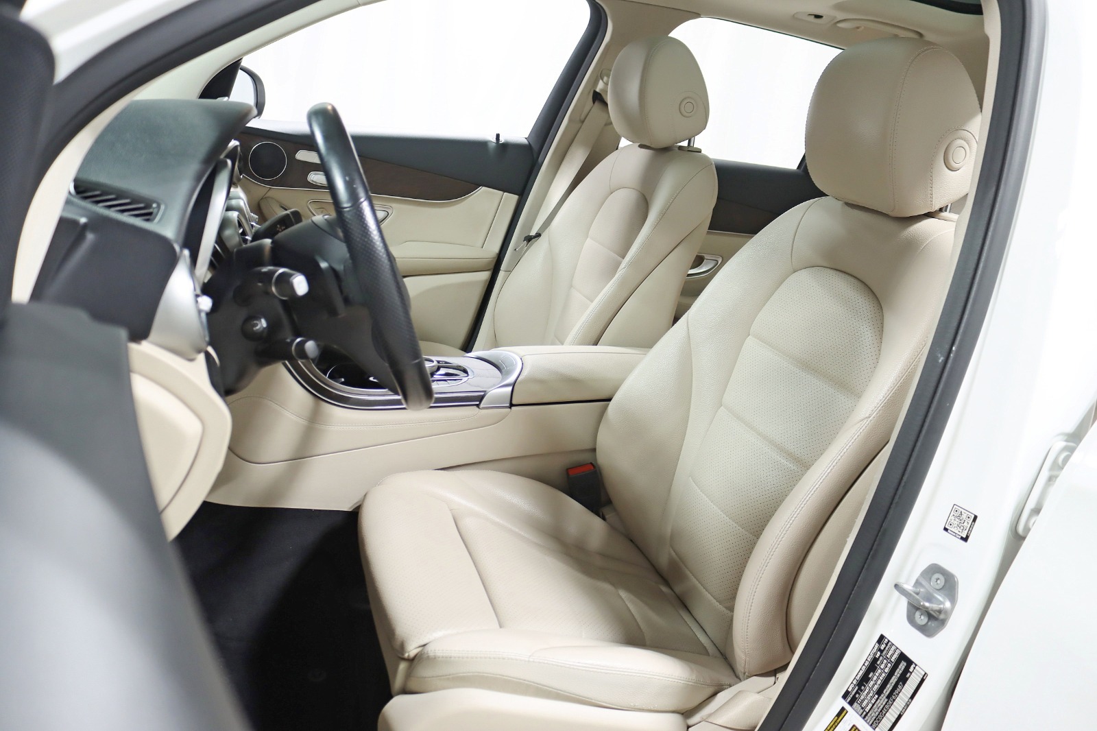 2019 MERCEDES-BENZ GLC-CLASS - Image 28