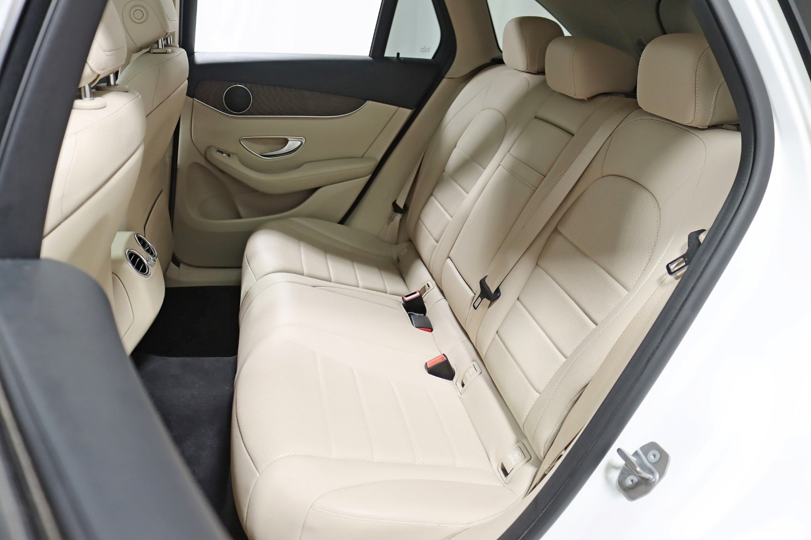 2019 MERCEDES-BENZ GLC-CLASS - Image 30