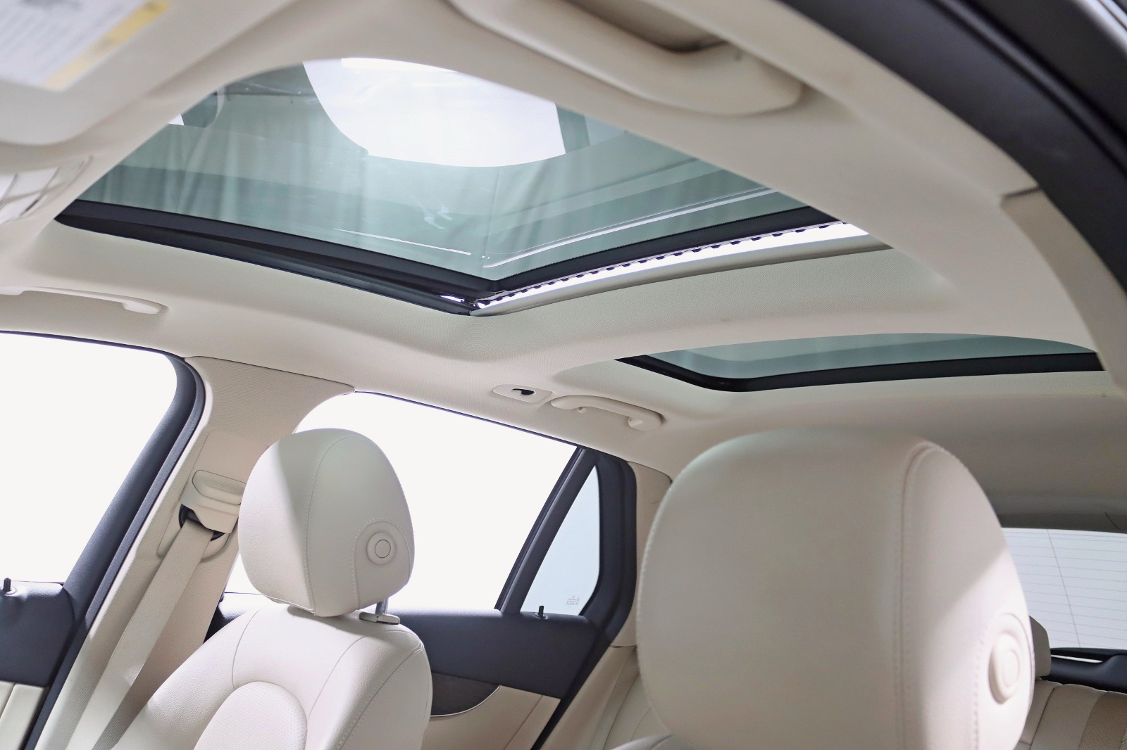 2019 MERCEDES-BENZ GLC-CLASS - Image 32