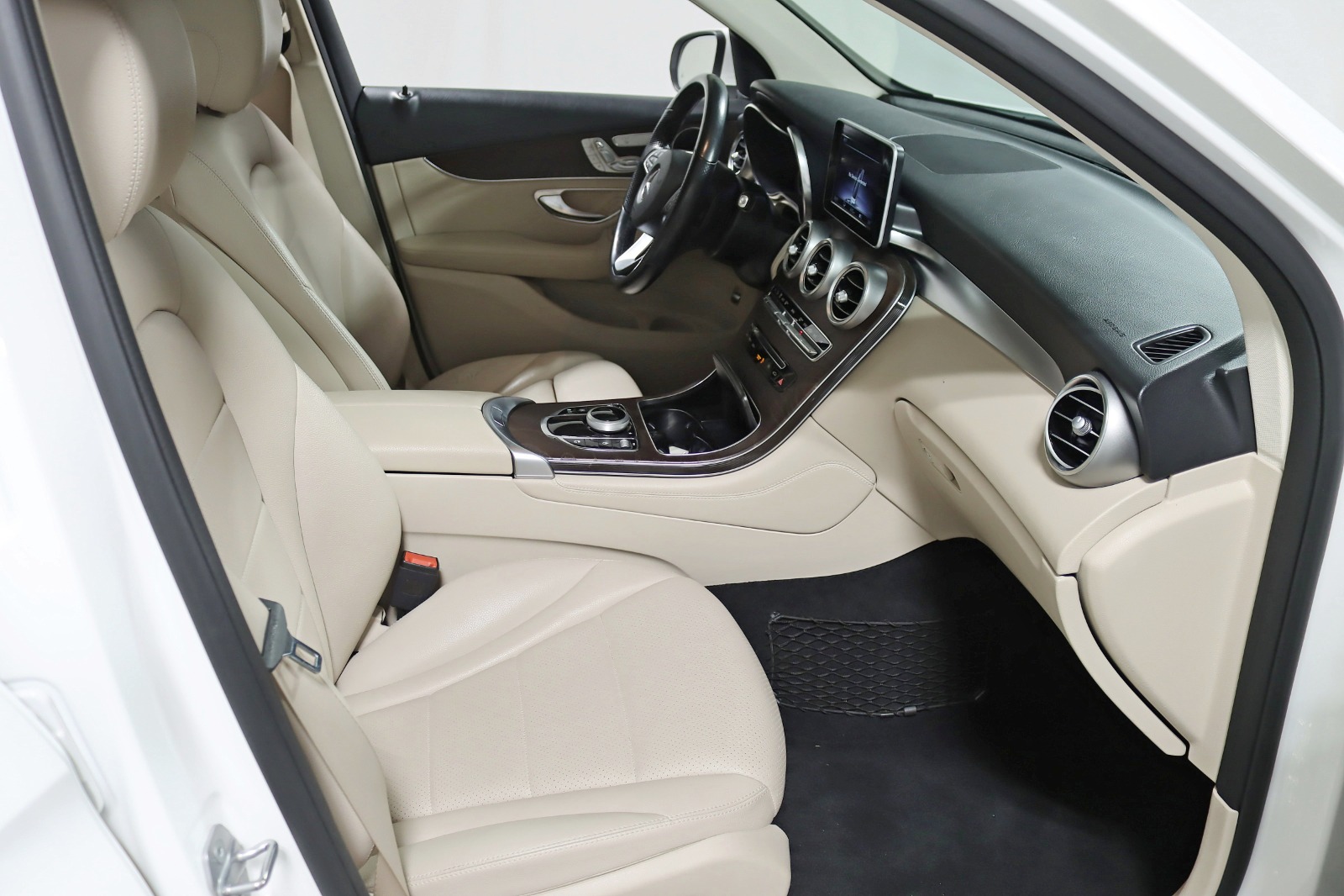 2019 MERCEDES-BENZ GLC-CLASS - Image 33