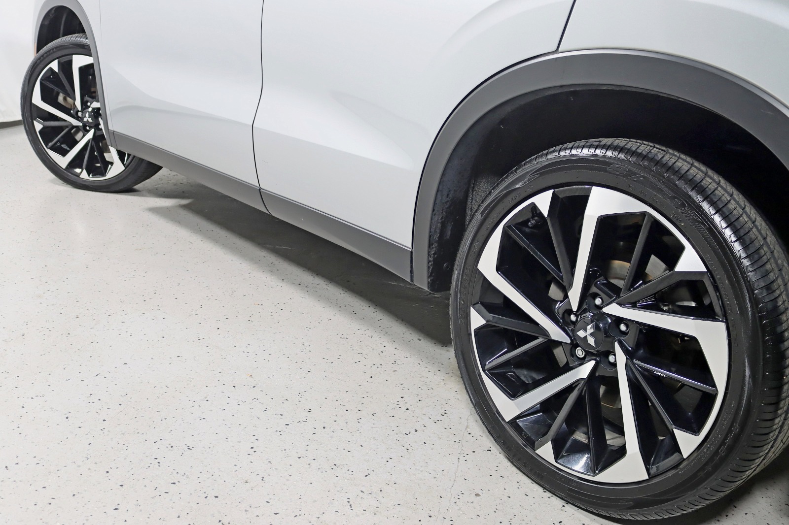 2022 MITSUBISHI OUTLANDER - Image 12